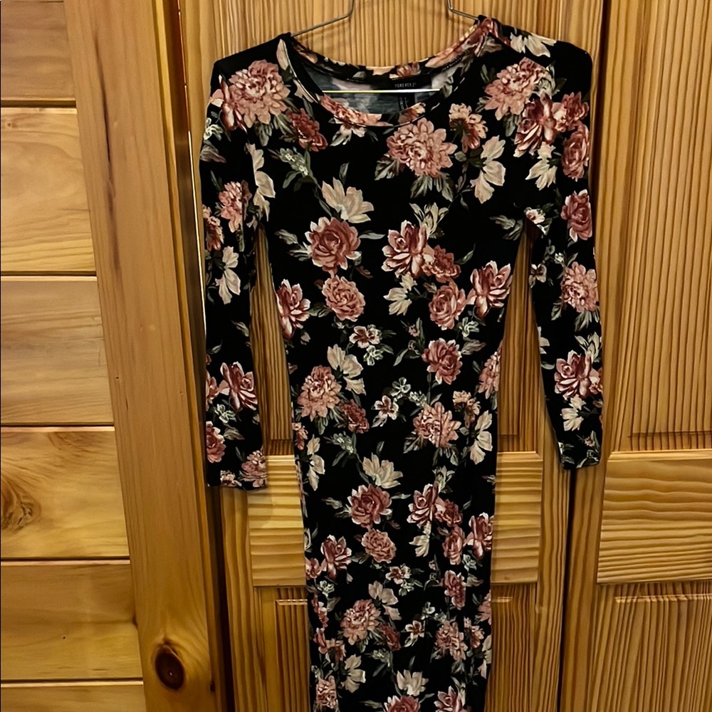 Forever 21 Black and Pink Flowered Bodycon Dress